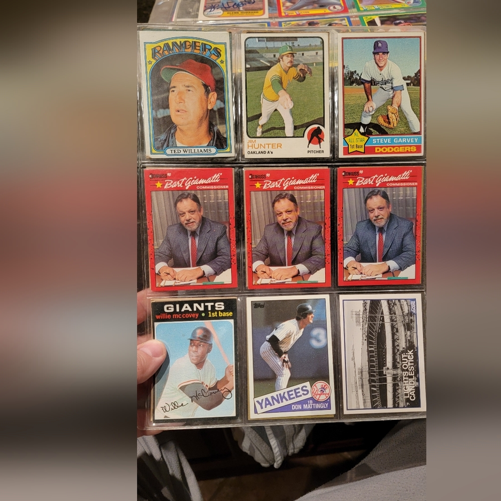 Assorted Baseball card's - Picture 5 of 16